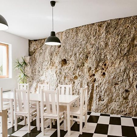 Sziklavendeghaz Aparthotel Veszprem Luaran gambar