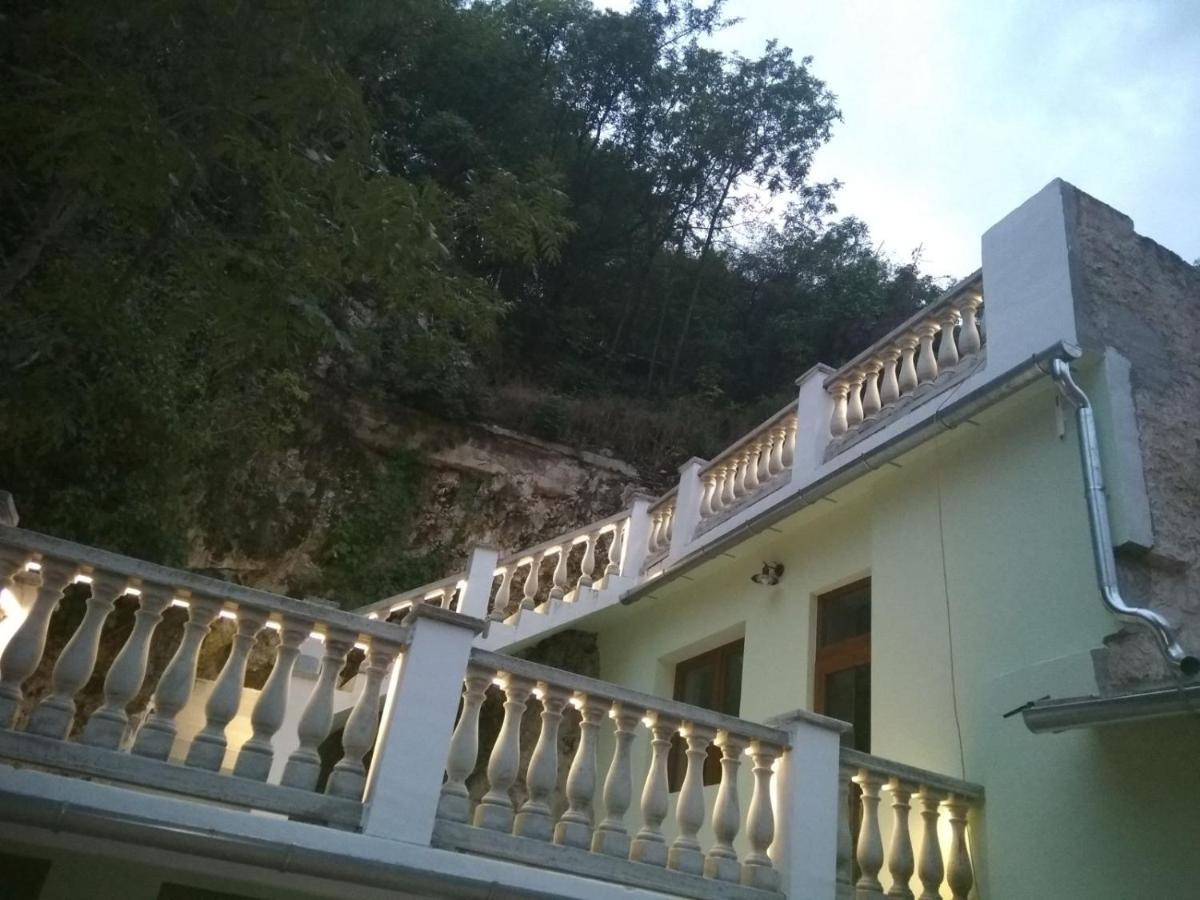 Sziklavendeghaz Aparthotel Veszprem Luaran gambar