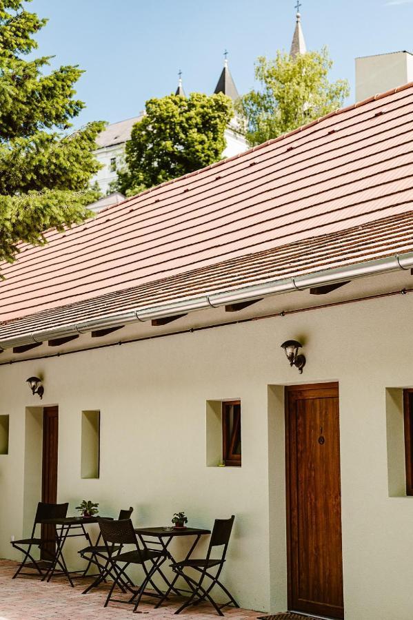 Sziklavendeghaz Aparthotel Veszprem Luaran gambar