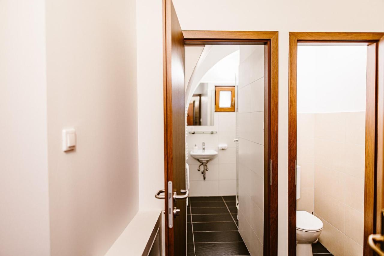 Sziklavendeghaz Aparthotel Veszprem Luaran gambar